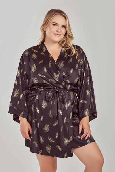 Suri Robe